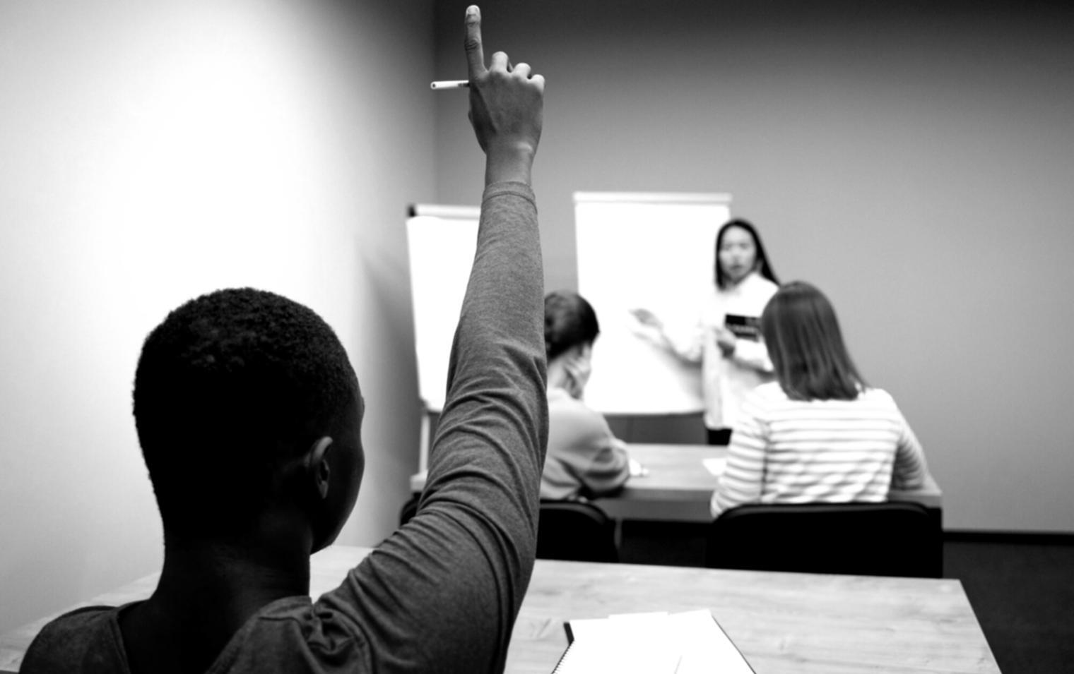 Collaborative financial planning session with business stakeholders